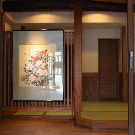 Отель Keikoku-No-Yu Яманути Экстерьер фото